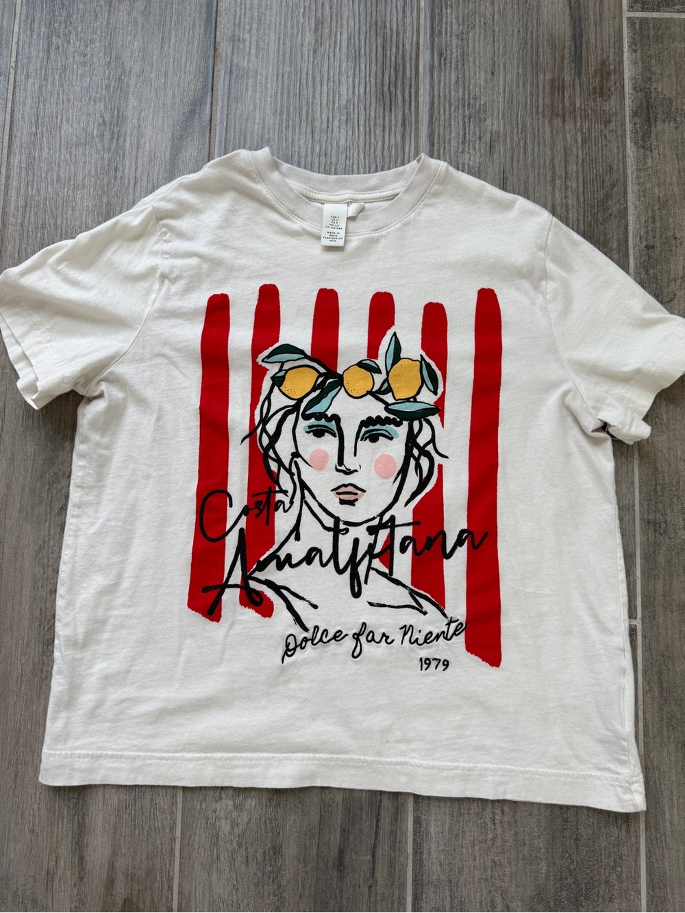 H&M White Short-Sleeve Graphic Tee with Red Stripes & Yellow Lemon Motif